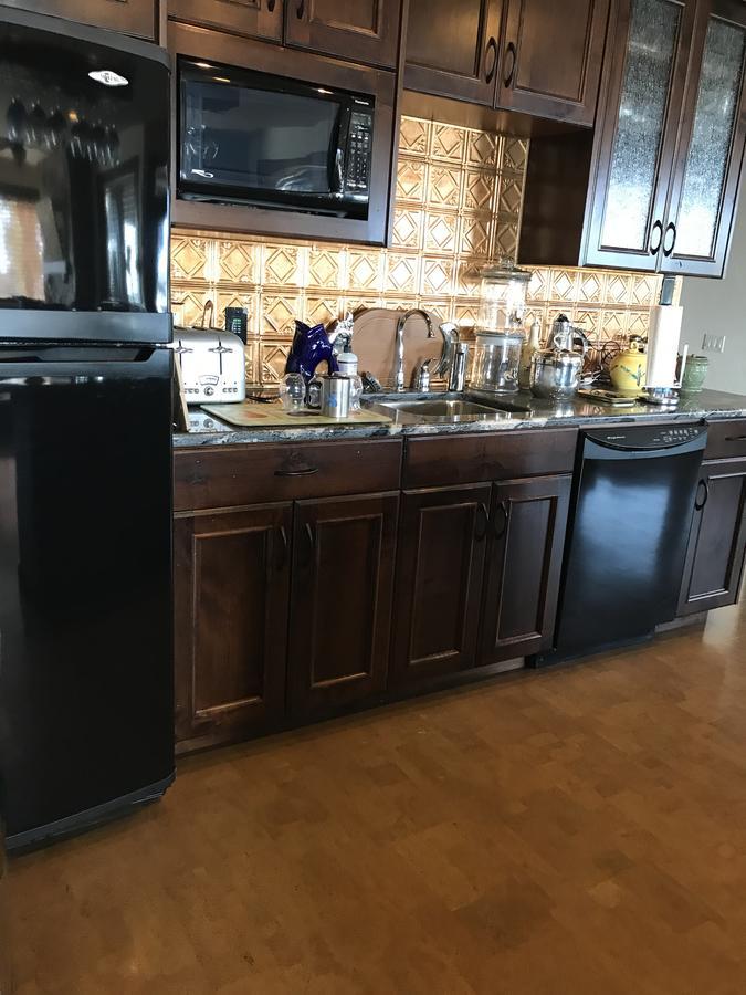 Cheers B&B Келоуна Екстериор снимка